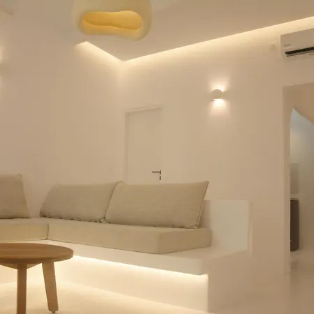 Cozy Corner Apartment *